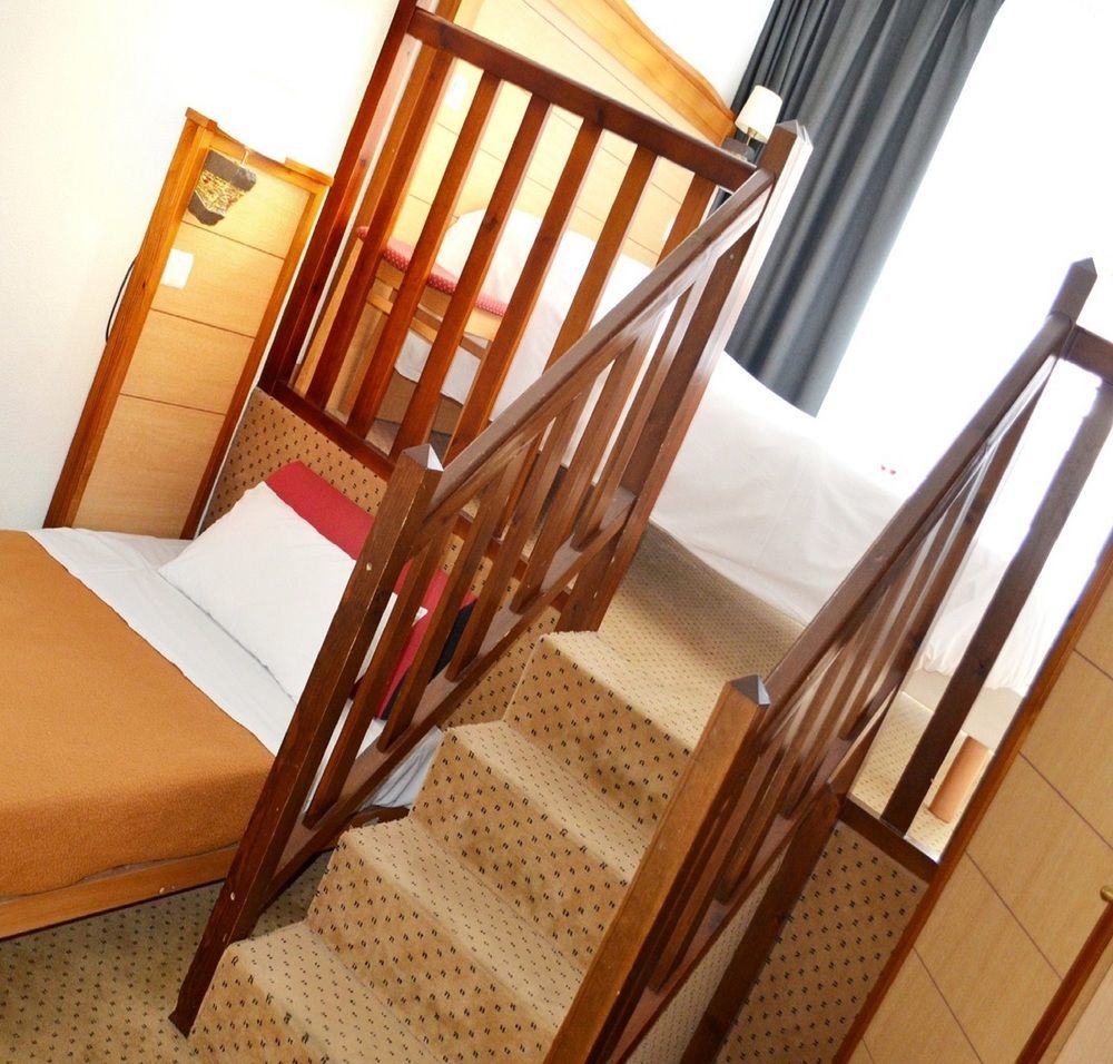 The Originals City Hotel Artyster Clermont Ferrand แคลร์มงต์-แฟร์รองด์ ภายนอก รูปภาพ